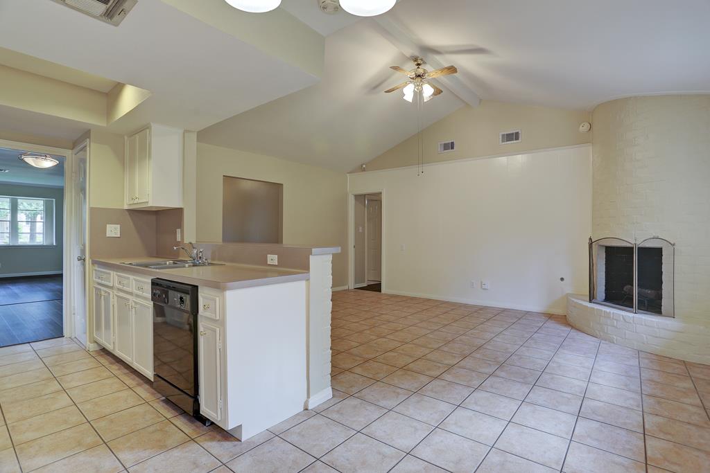 For Sale: 14107 Woodthorpe Ln Houston, TX 77079