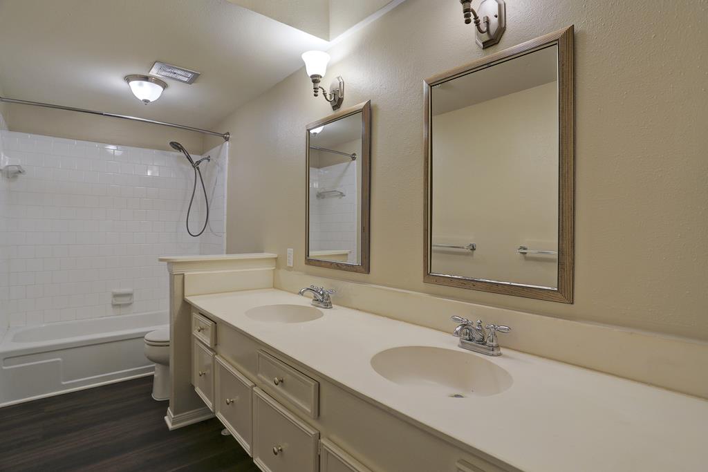 For Sale: 14107 Woodthorpe Ln Houston, TX 77079