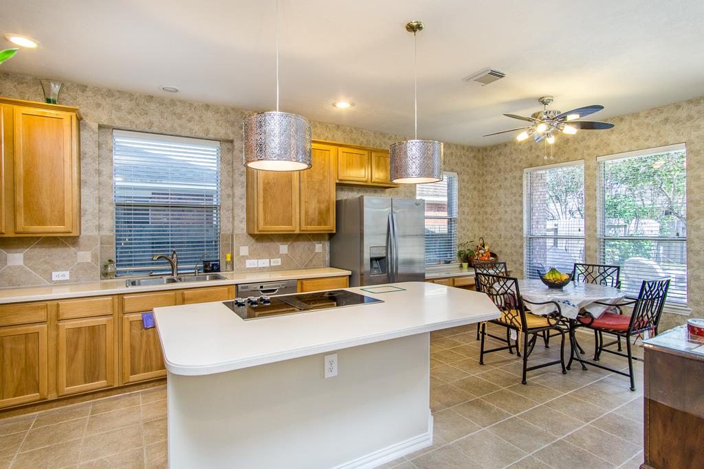 3711 Shadow Cove Dr