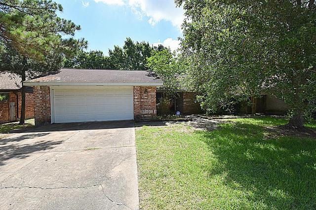 15603 Midridge Dr