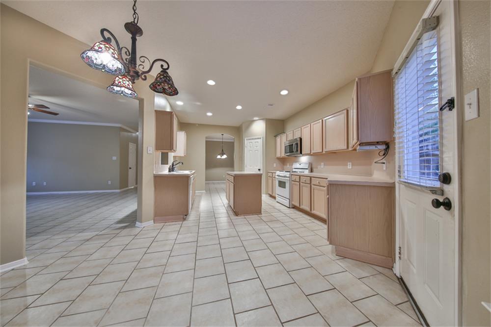 19027 Village Maple Ct