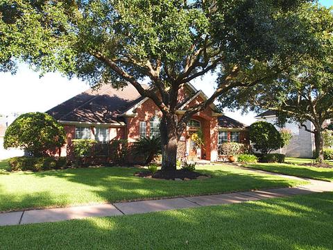8635 Sparkling Springs Dr