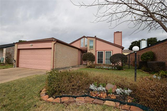 5311 Grape St