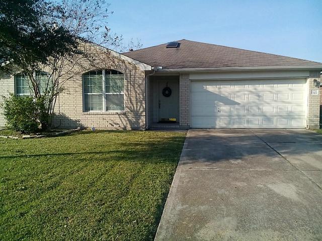 5311 Grape St