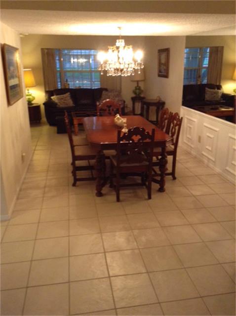 For Sale: 6404 Bankside Dr #0052 Houston, TX 77096
