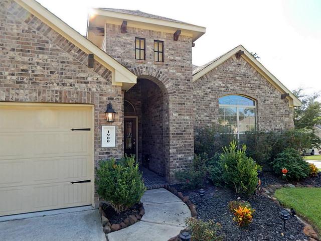 2310 Sugar Crest Dr
