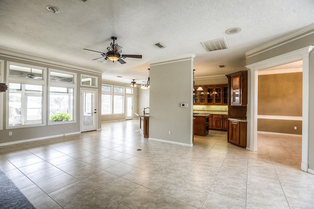2508 Sand Shr, Conroe TX 77304