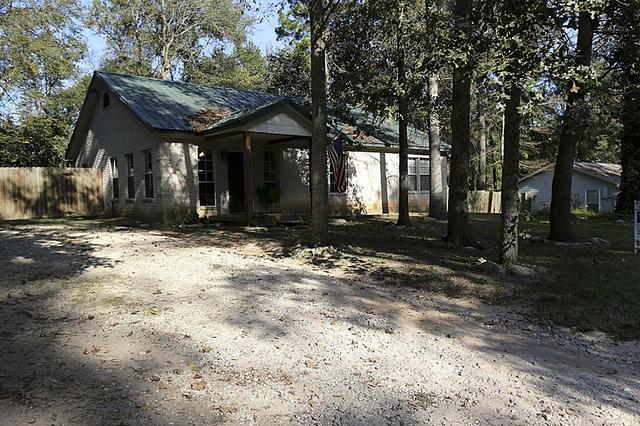 111 Delaware Dr