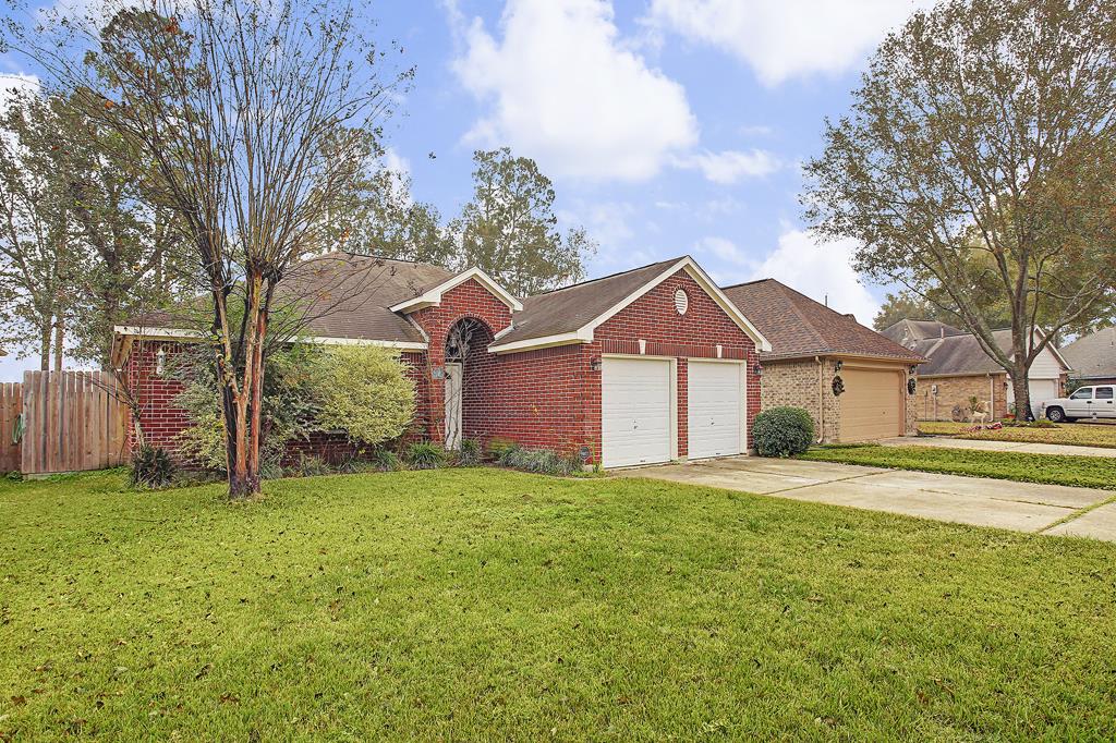 20514 Fox Haven Ln