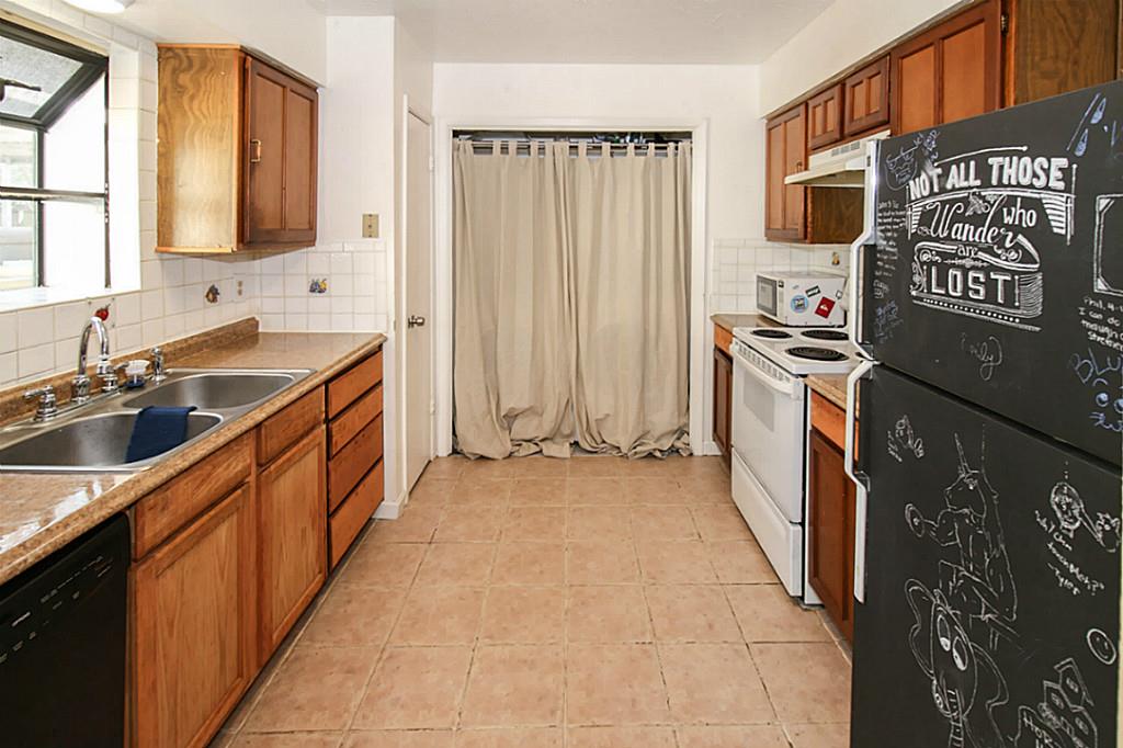 8331 Poplar Rdg