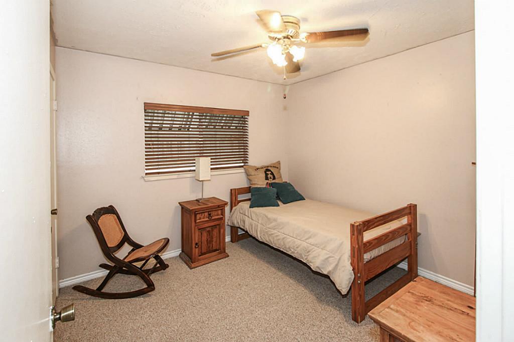 8331 Poplar Rdg