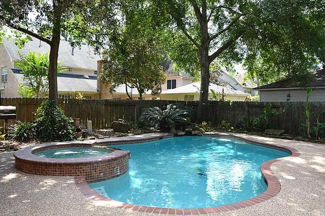 3010 Summit Fls
