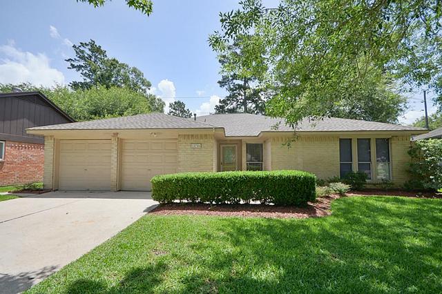 7414 Echo Pines Dr