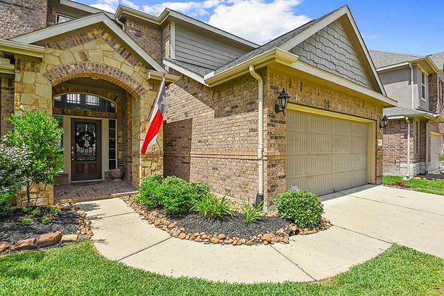 12715 Waterbury Edge Ln