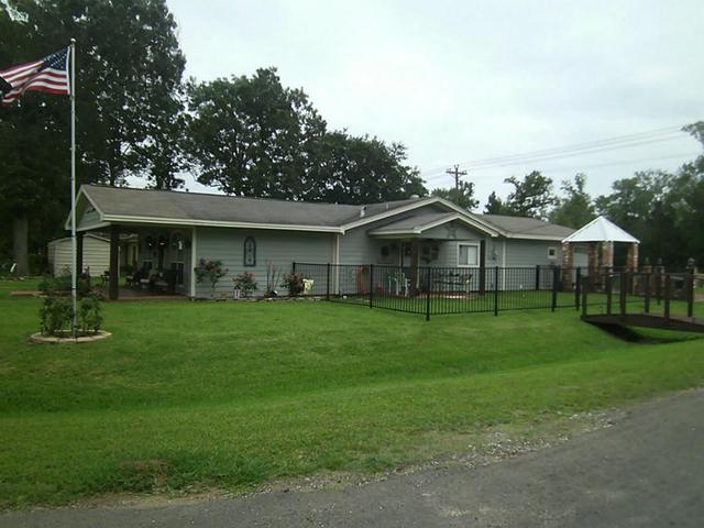 100 Edgewater Dr #36