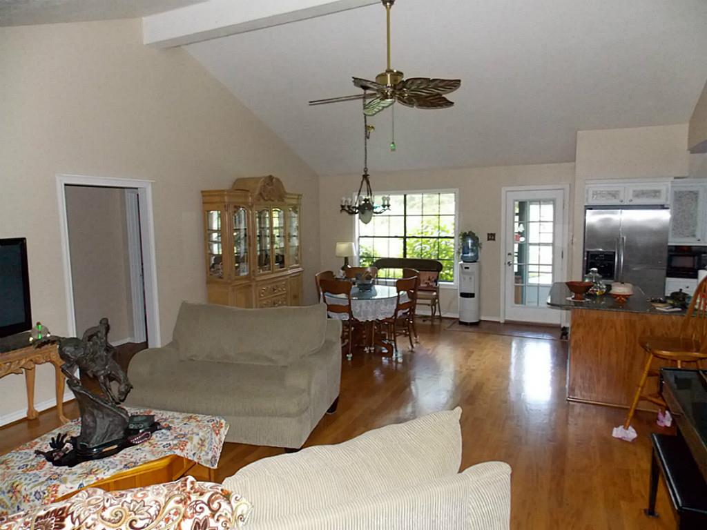 719 Tall Pines Dr