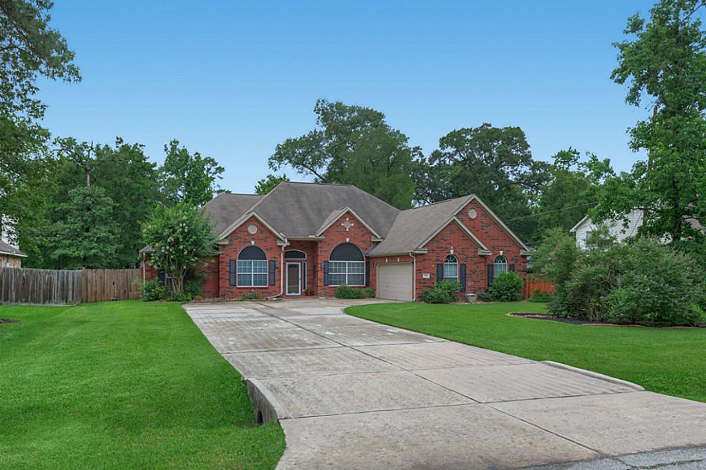 For Sale: 711 Douglas Fir Dr Magnolia, TX 77354