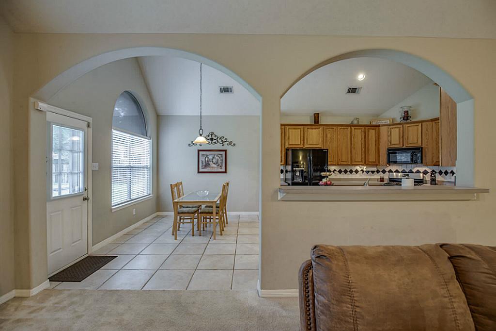 For Sale: 711 Douglas Fir Dr Magnolia, TX 77354