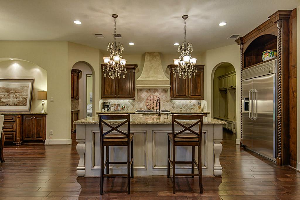 For Sale: 10703 Clubhouse Cir Magnolia, TX 77354