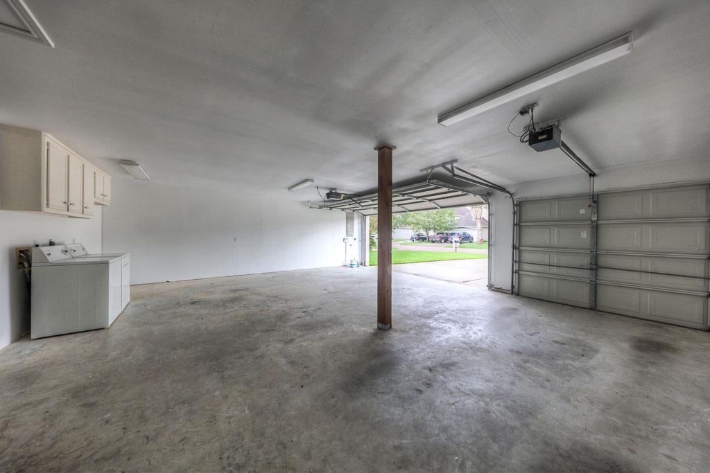 For Sale: 9236 Deepwater Montgomery, TX 77356