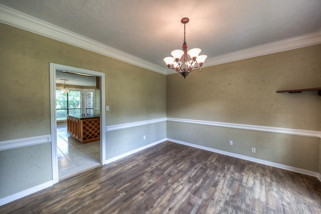 3379 Torrey Pines Dr