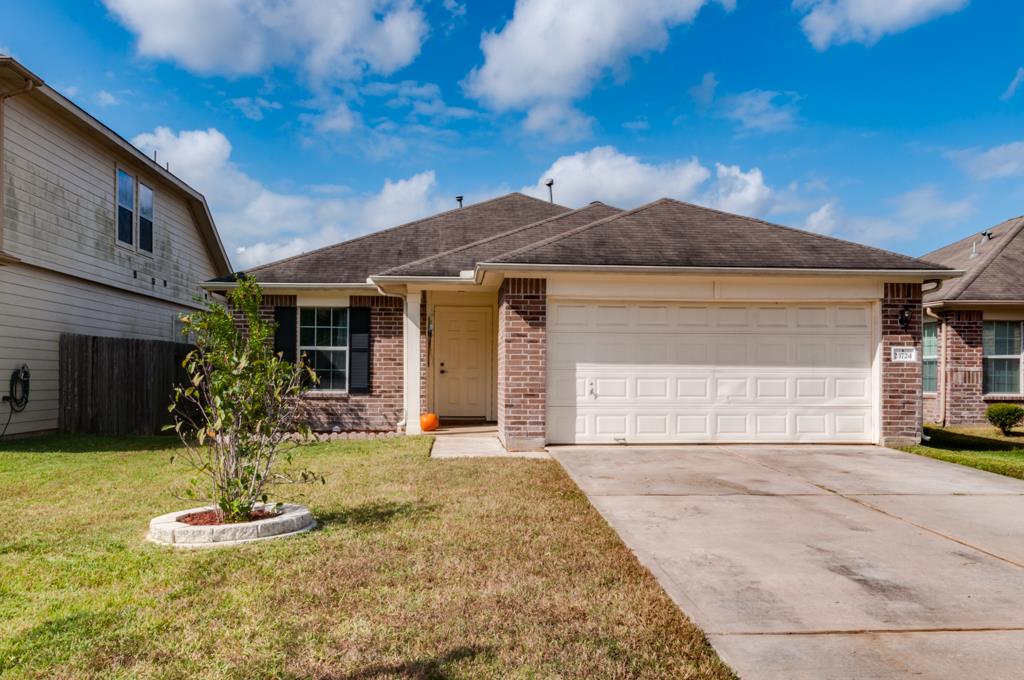 23724 Martin Cir