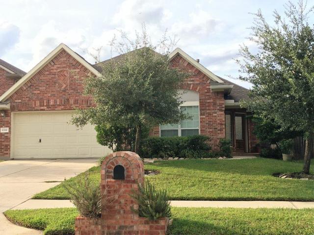 8126 Sutton Crest Dr