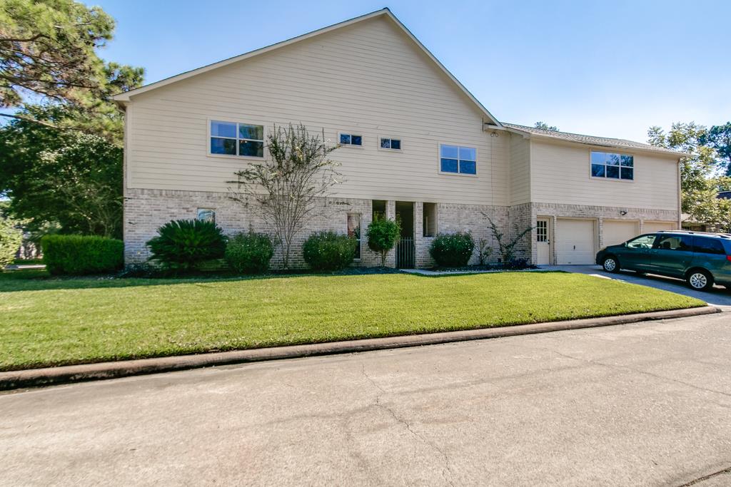 12431 Exbury Ct