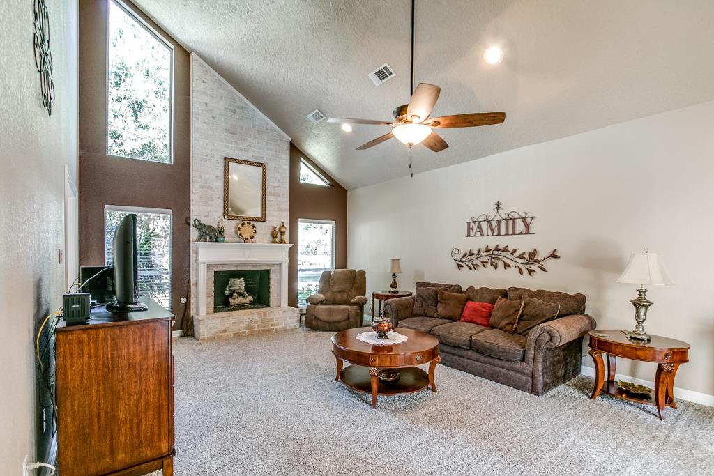 12431 Exbury Ct