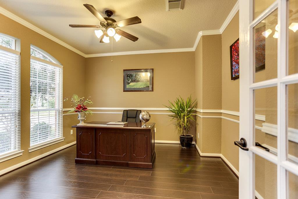 6111 Valhalla Dr