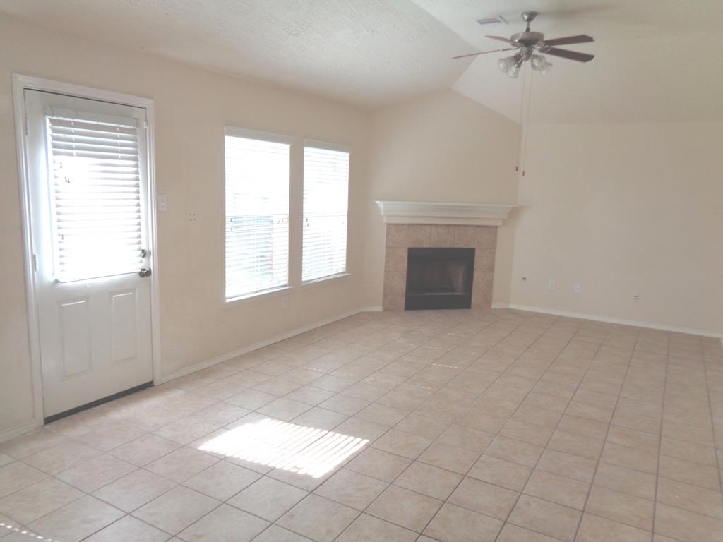 5015 Bridgeharbor Ct