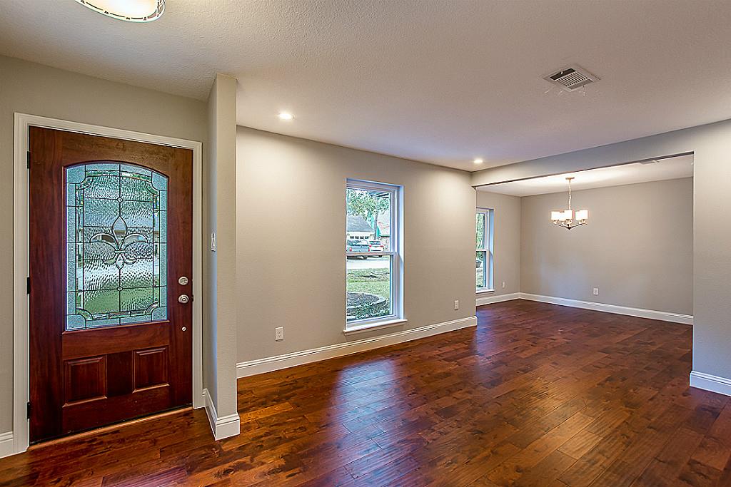 77 N Deerfoot Cir