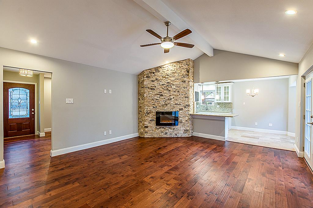 77 N Deerfoot Cir
