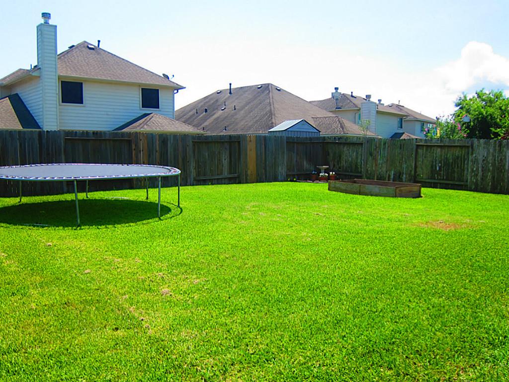 For Sale: 31714 Regal Park Ct Conroe, TX 77385