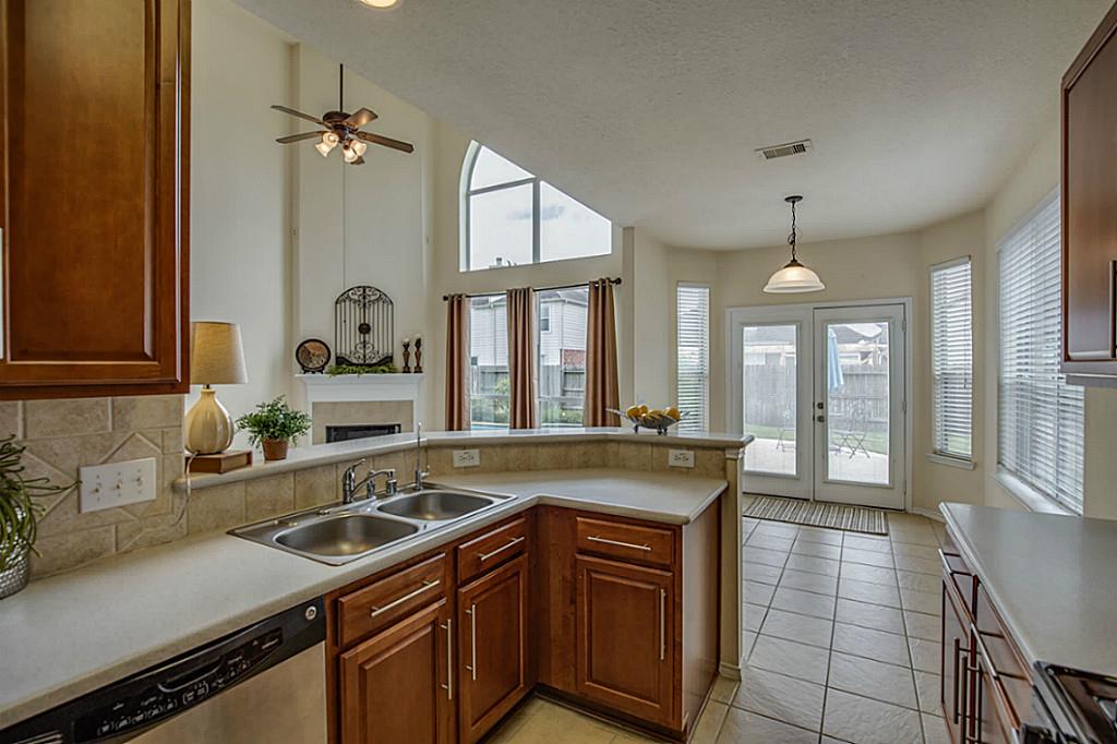 For Sale: 30410 Mesa Valley Dr Spring, TX 77386