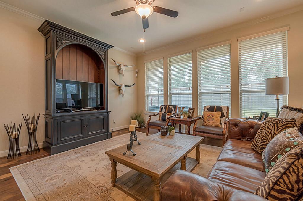 46 W Tallowberry Dr