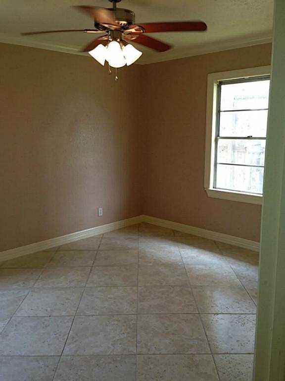 For Sale: 4916 Tamarisk St Bellaire, TX 77401