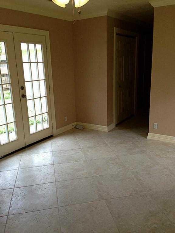 For Sale: 4916 Tamarisk St Bellaire, TX 77401