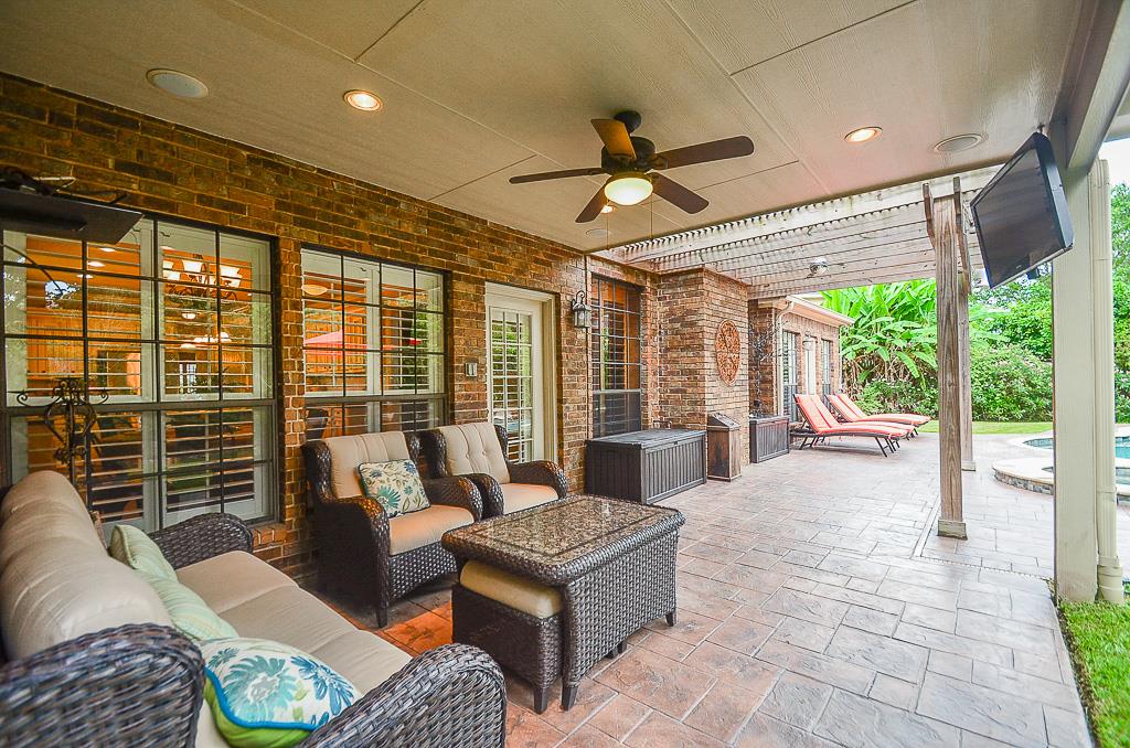 For Sale: 2307 Moss Crk Richmond, TX 77406