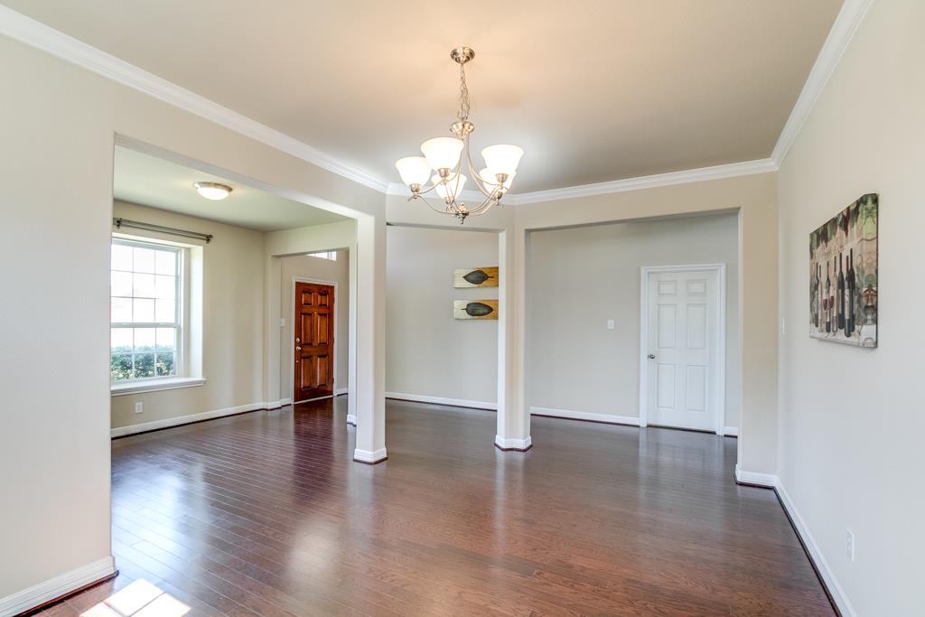 9007 Creeks Gate Ct