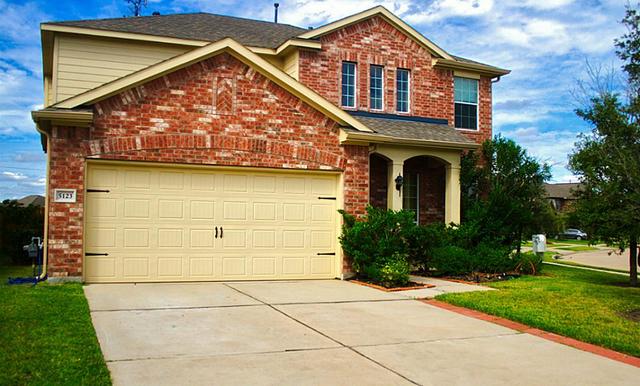 5123 Travertine Pt