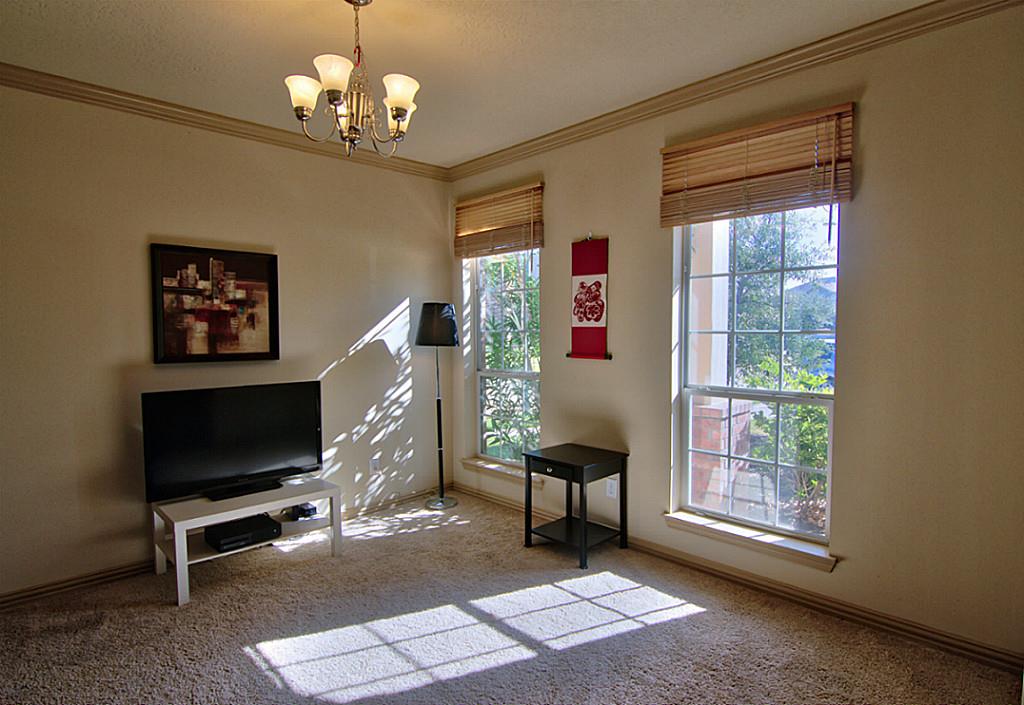 5123 Travertine Pt