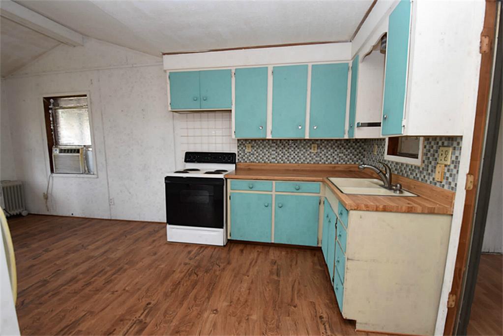 4096 County Road 353