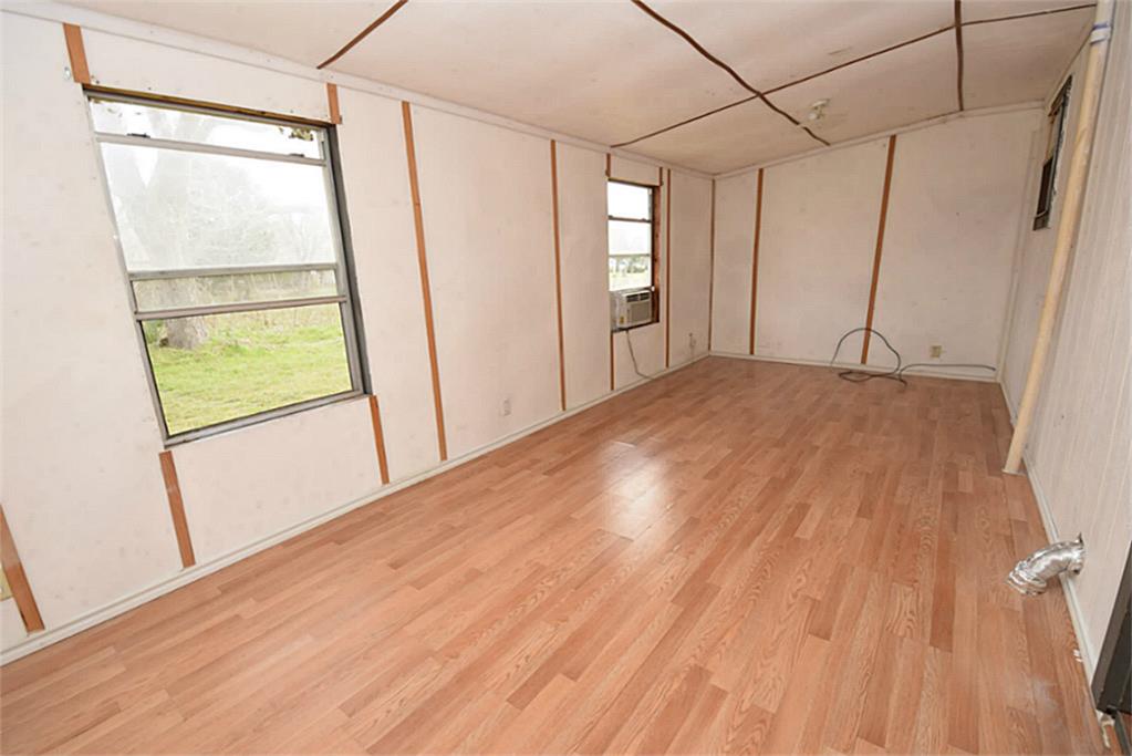 4096 County Road 353