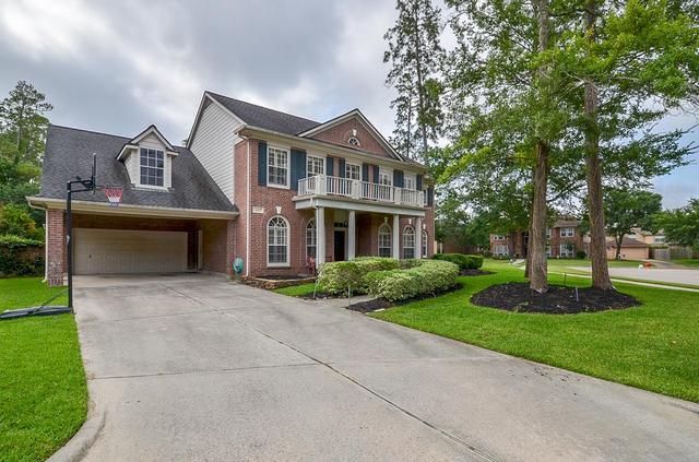 13611 Grey Hollow Ln