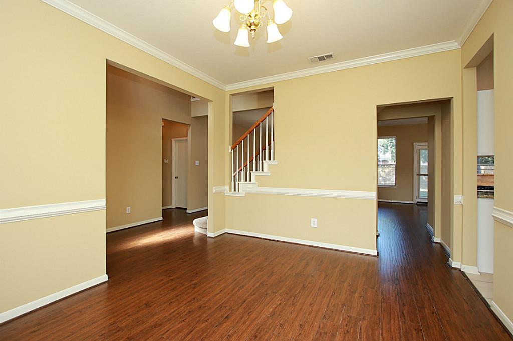 14010 Fairwood Breeze