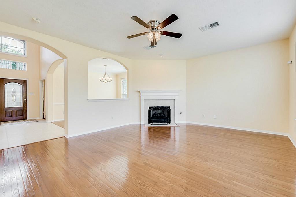 For Sale: 21326 W Pebble Pine Trl Cypress, TX 77433