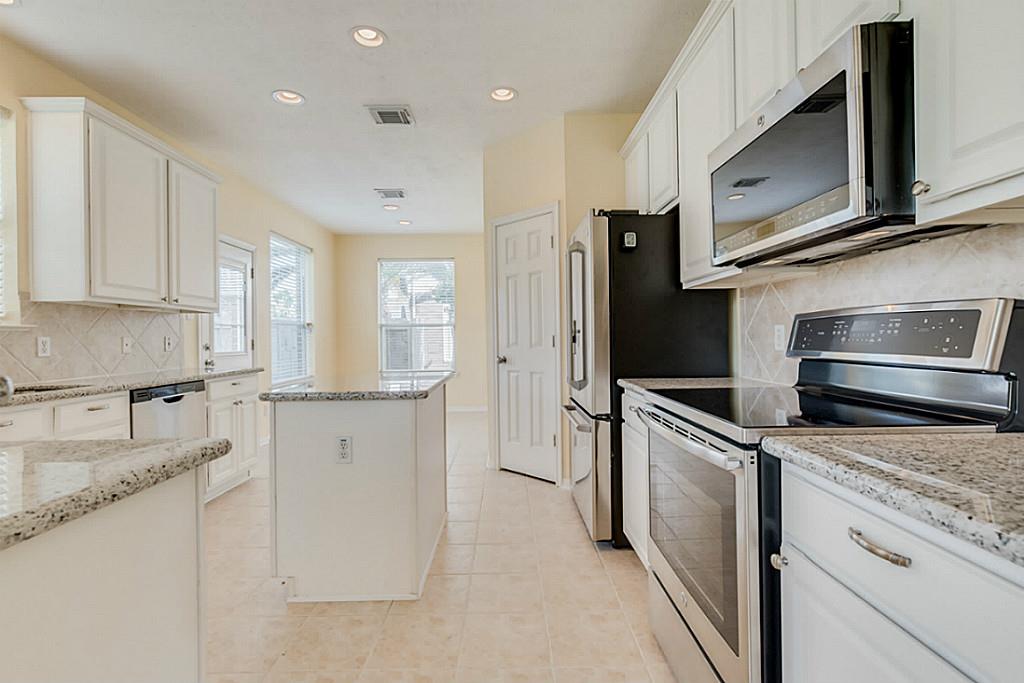 For Sale: 21326 W Pebble Pine Trl Cypress, TX 77433