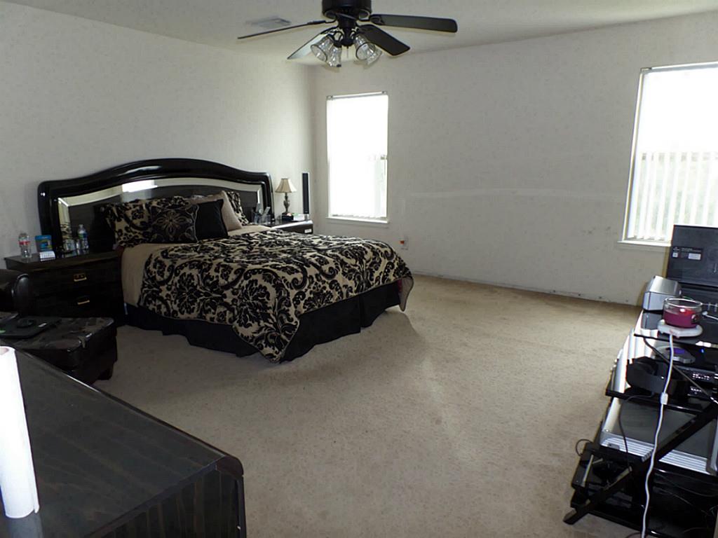 7623 Cypress Edge Dr