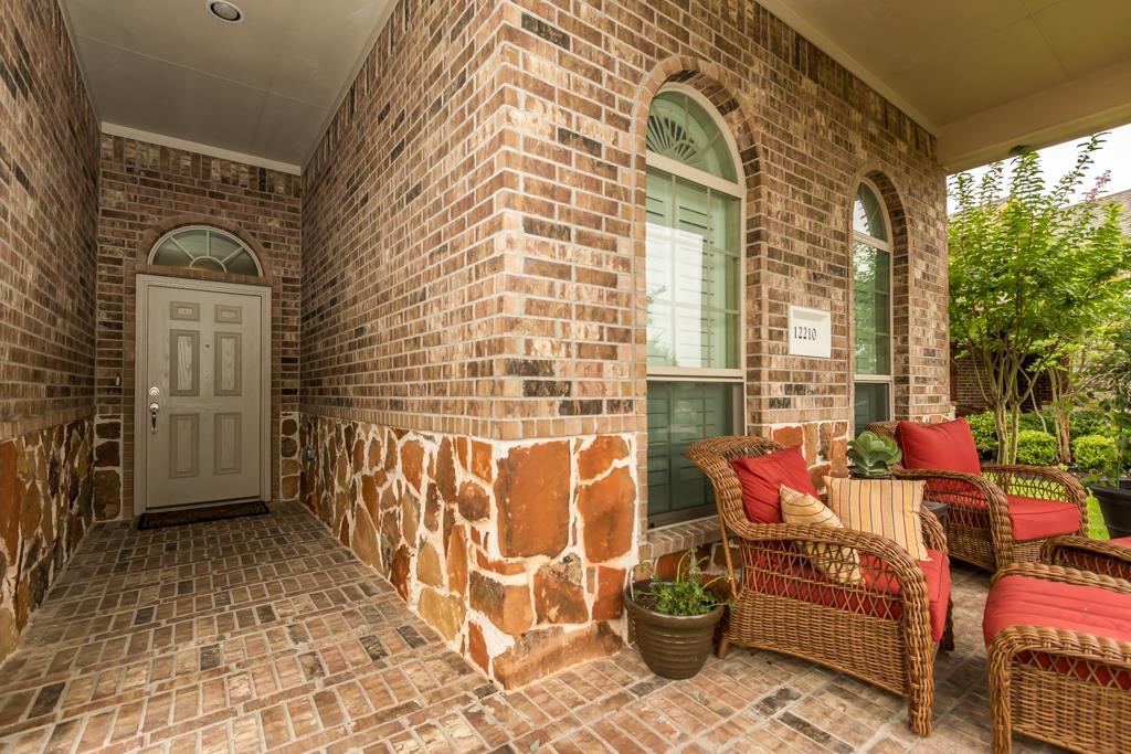 12210 Cove Bluff Ct